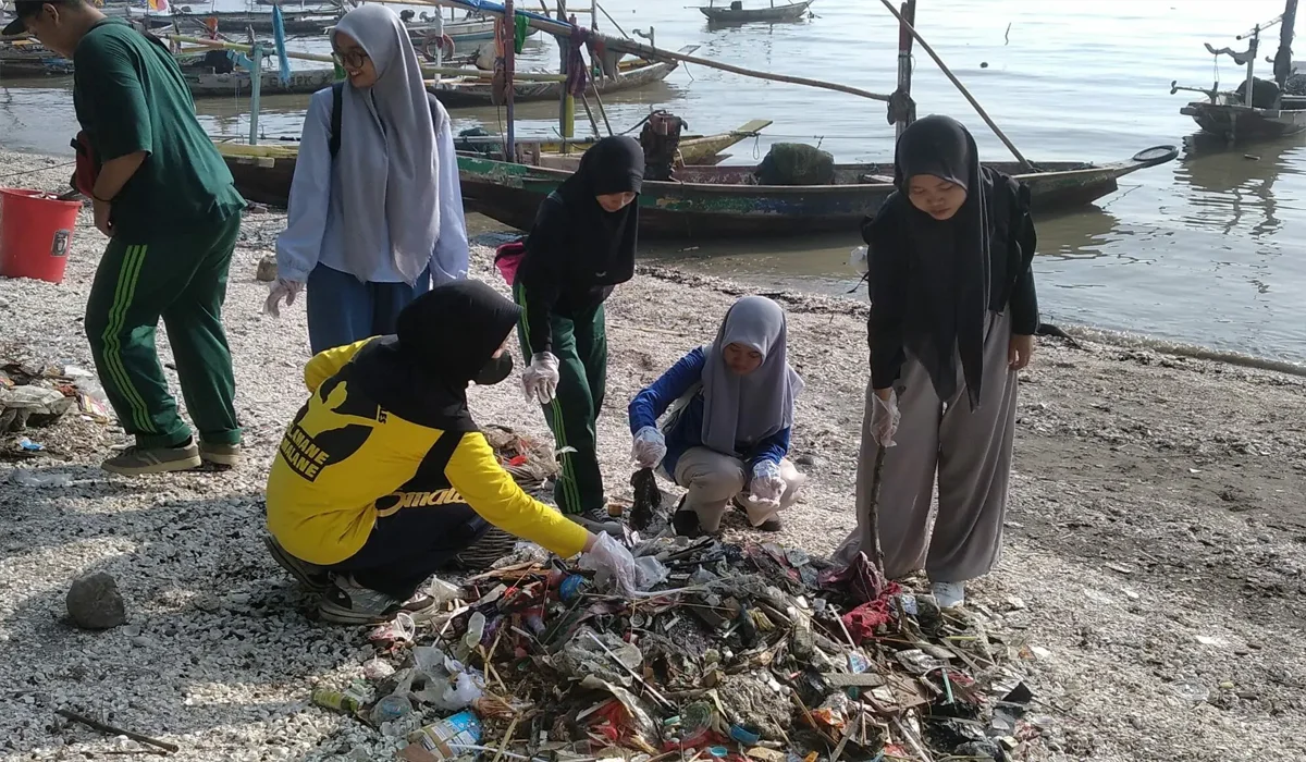 Dukungan-Pemerintah-dan-Pengelolaan-Sampah