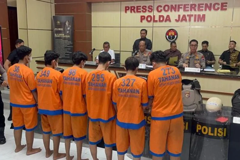 997 Perusuh Demo di Jatim Diamankan, Buku Mencurigakan Disita