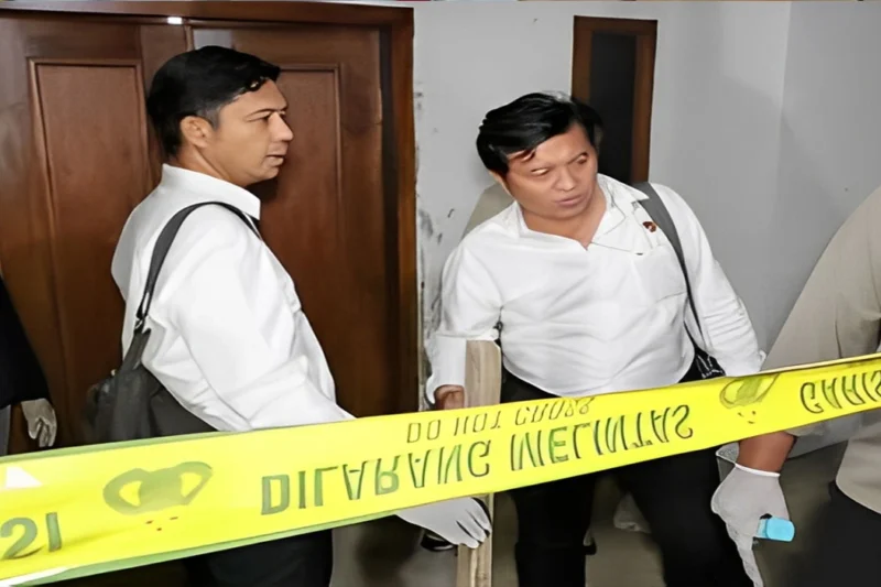 Diduga Alami Gangguan Jiwa, Anak Bunuh Ayah-Ibu di Surabaya