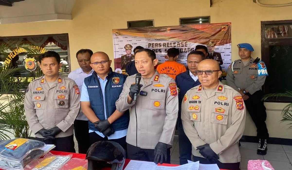 Pria Surabaya Gasak Dua Motor, Korban Tertipu Lewat Aplikasi Kencan