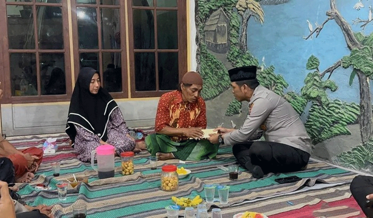 Kapolresta Sidoarjo Berkunjung ke Rumah Santri Al Khoziny