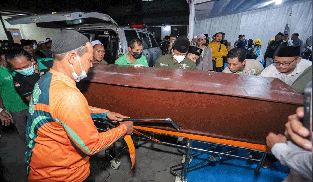 DVI-Polda-Jatim-Identifikasi-55-Jenazah-Korban-Ambruknya-Ponpes-Al-Khoziny