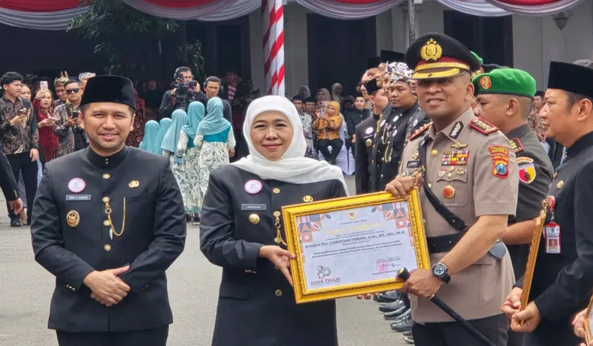 Khofifah,-80-Tahun-Jawa-Timur-Bukti-Ketangguhan-dan-Sinergi