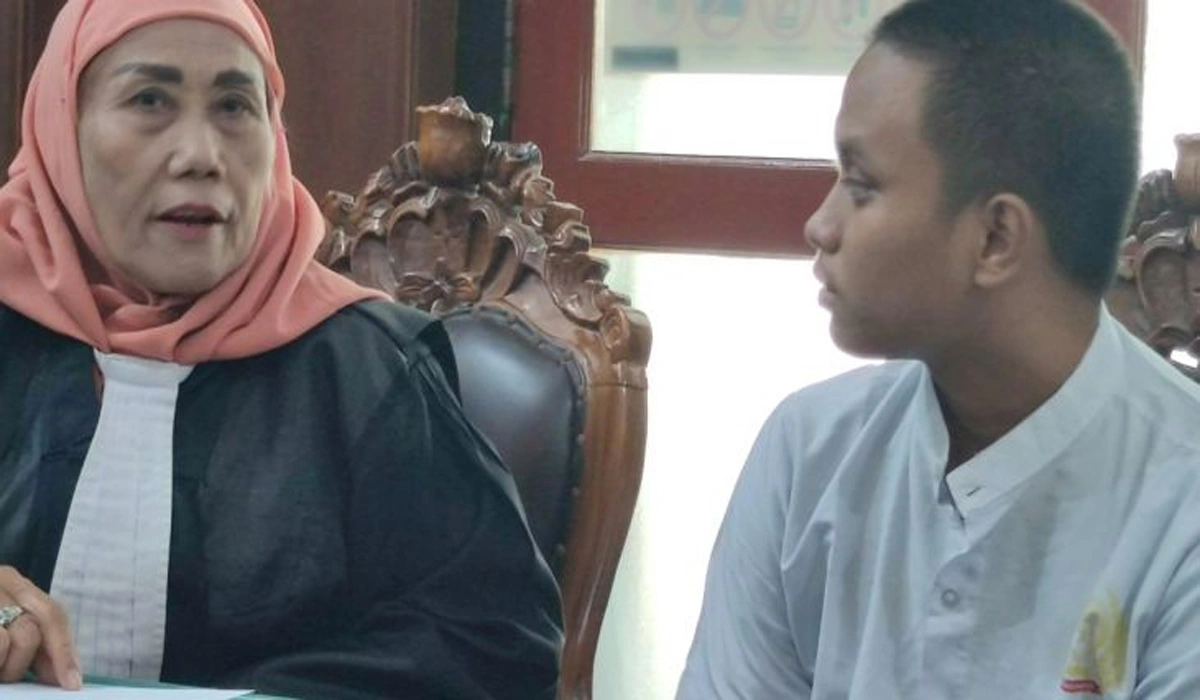 Tanggapan Keluarga dan Warga Surabaya