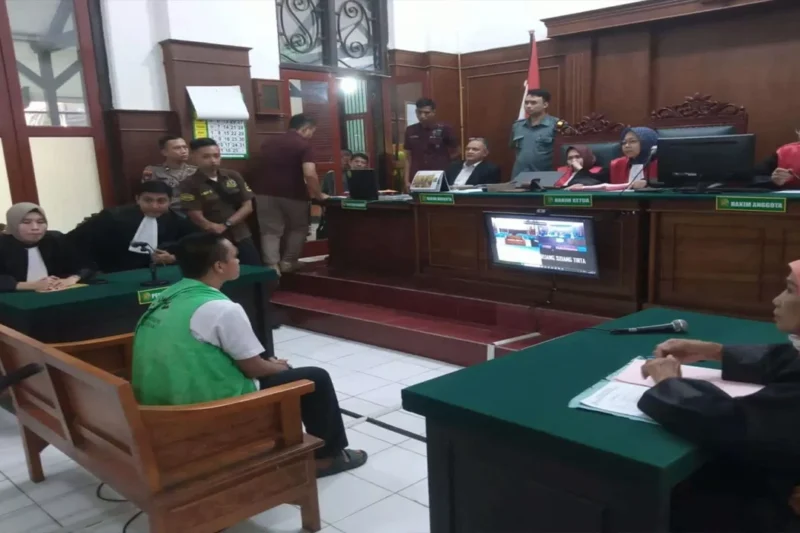 Tragedi Keluarga di Surabaya, Abner Dituntut 12 Tahun Atas Penganiayaan