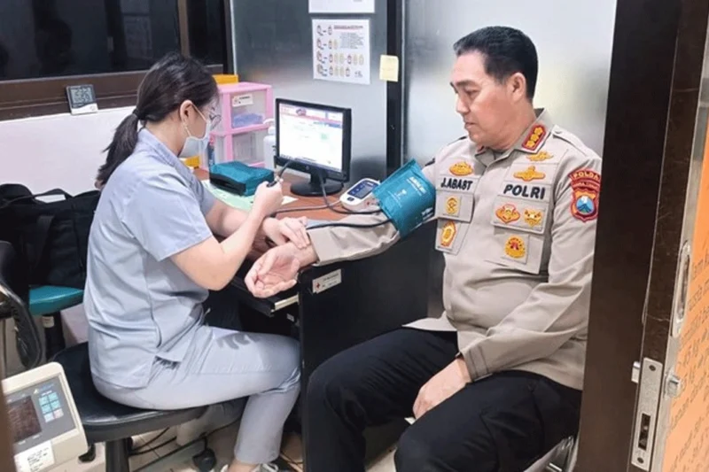 Polda Jatim Gelar Donor Darah Rayakan Hari Jadi Humas Polri ke-74