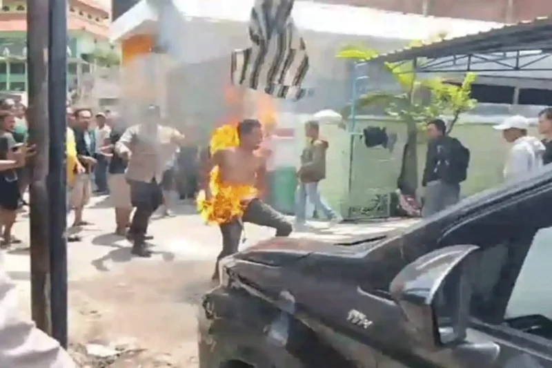 Polisi Selidiki Dugaan Penyiraman Bensin Pada Maling Motor Di Jojoran Surabaya