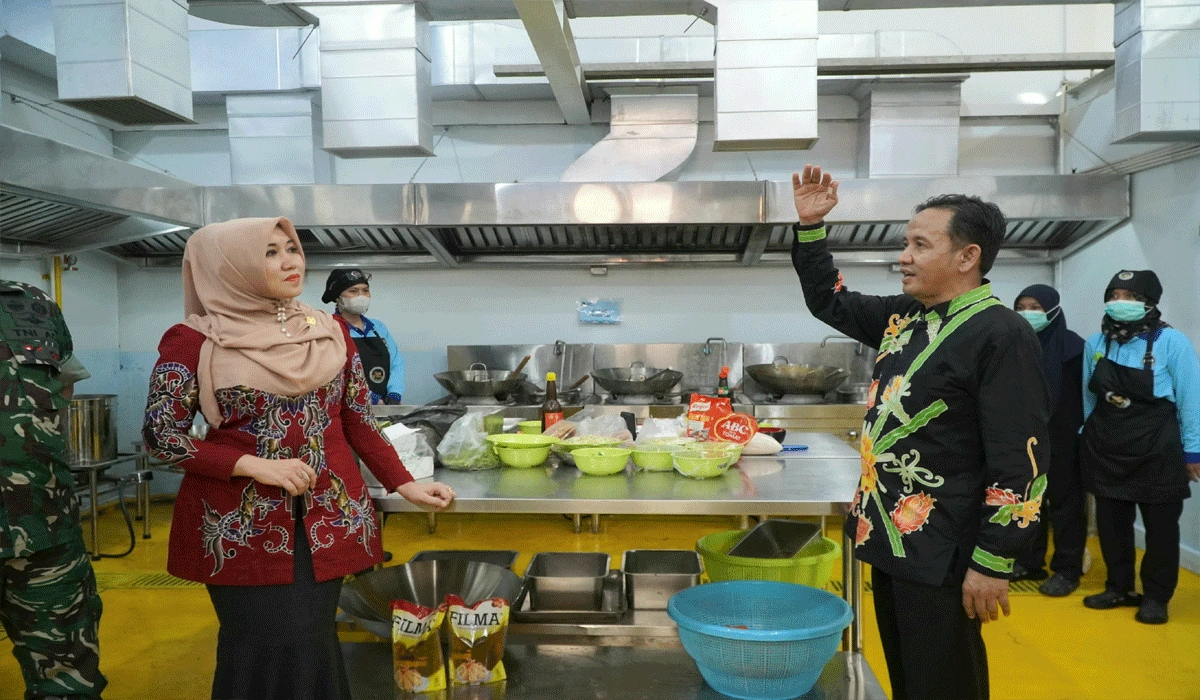 Inovasi Gizi Ning Lia, Dapur Sehat BGN Surabaya Wujudkan Generasi Emas