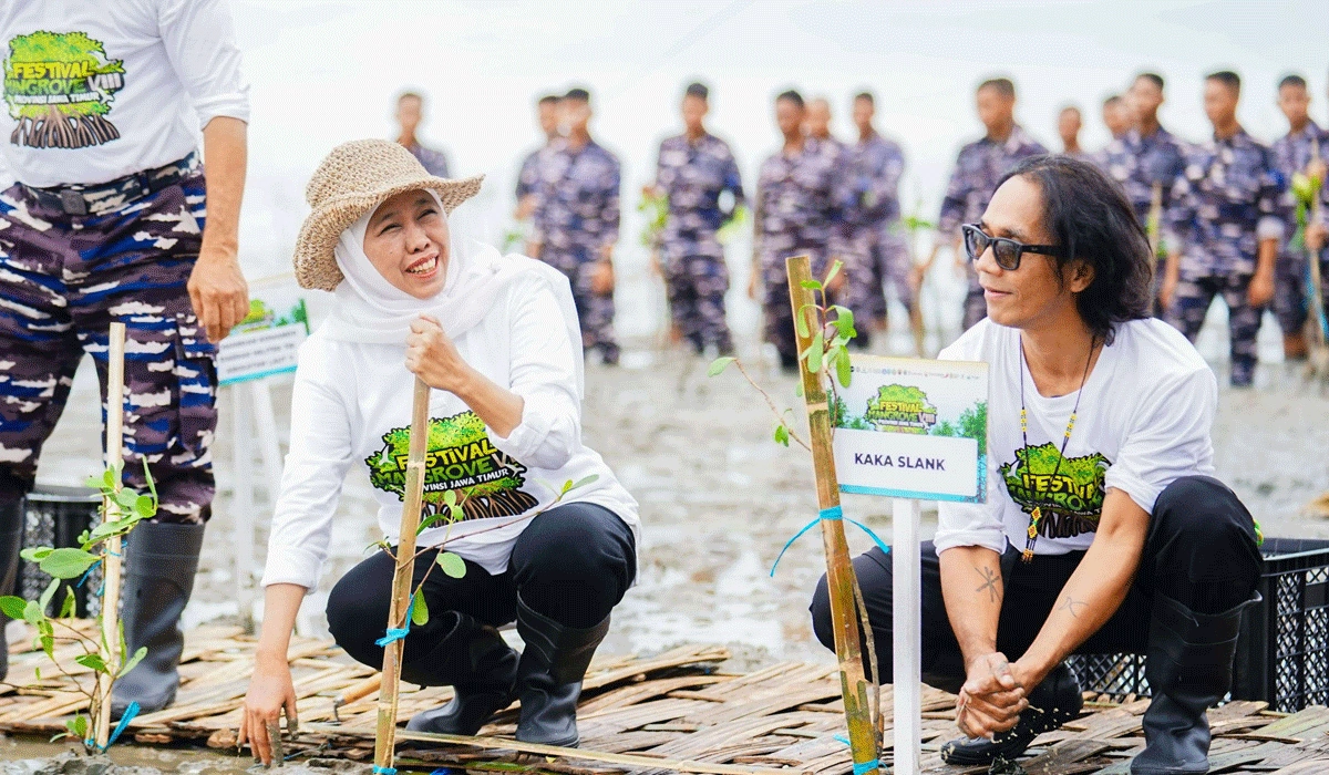 Gubernur Khofifah dan Kaka Slank Meriahkan Festival Mangrove Bangkalan