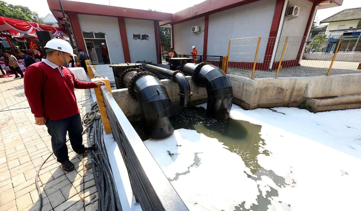 Menjaga Lingkungan Tetap Aman dan Bersih