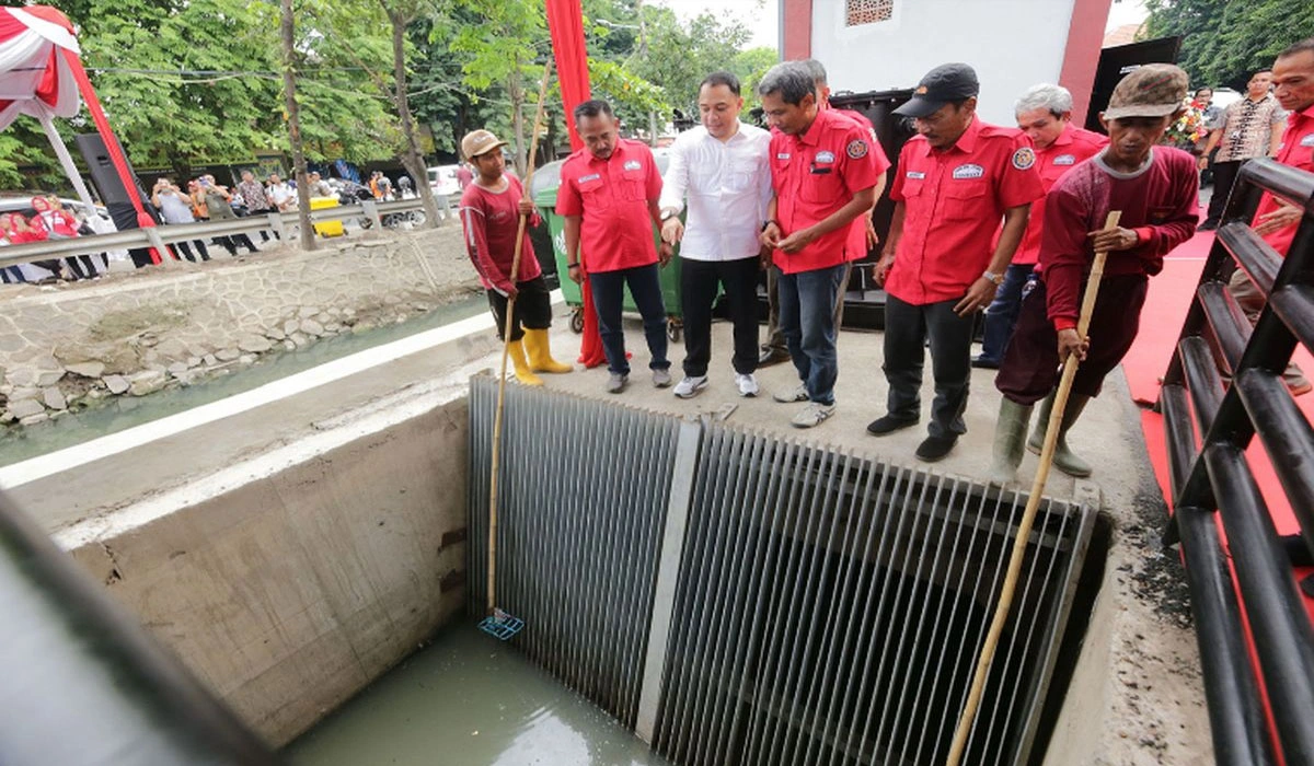 Pemkot Surabaya Percepat Penanganan Banjir Dengan Tambah Rumah Pompa